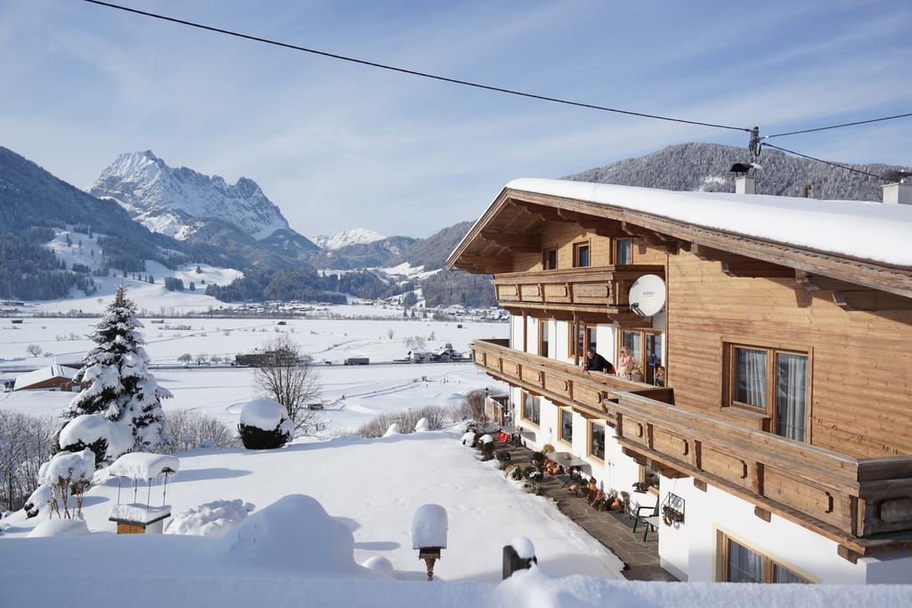 Pension Sonnleit'N Kirchdorf in Tirol Exterior foto