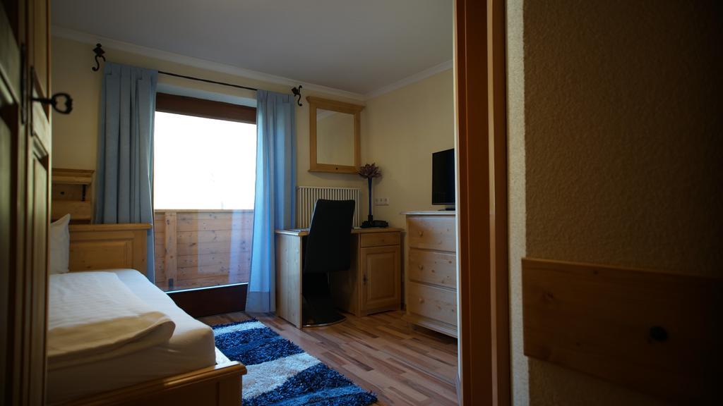 Pension Sonnleit'N Kirchdorf in Tirol Cameră foto